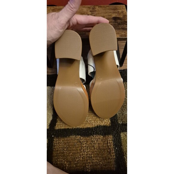 NWT Maurices Size 10 Brittany Wood Block Heel White Y2k Style Retail 49.90 NEW - Picture 6 of 6